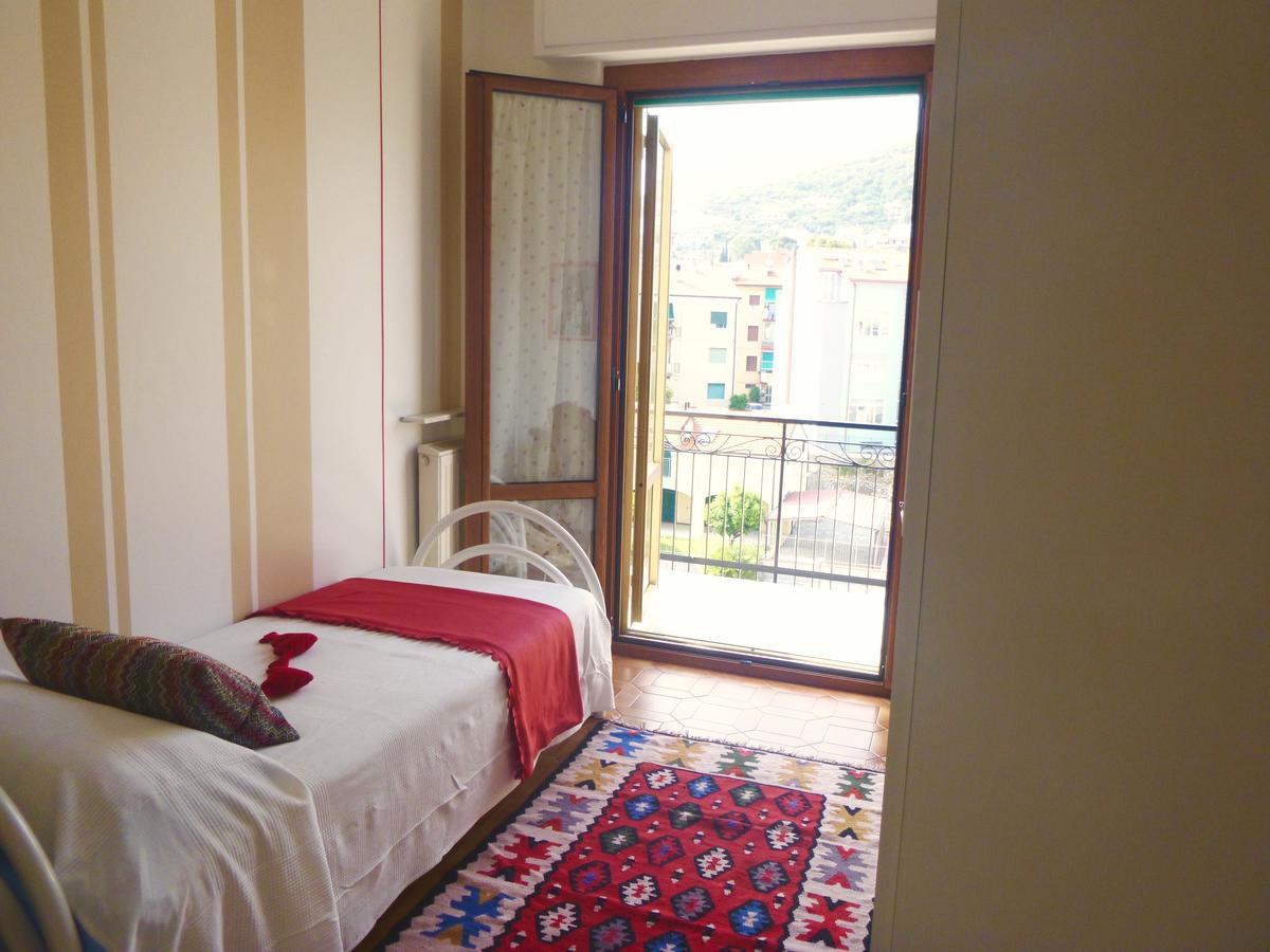I Love Pietra Ligure Esterno foto